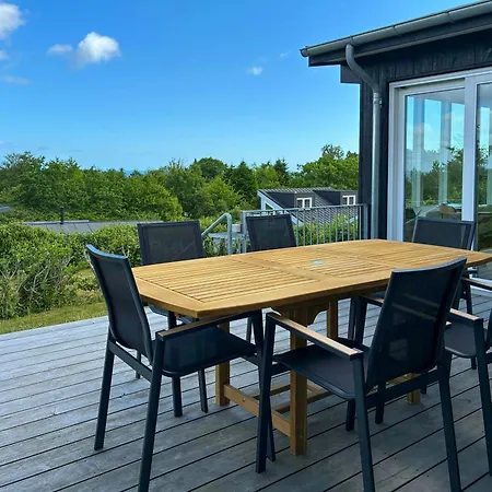With Sea Views In Skovgarde *