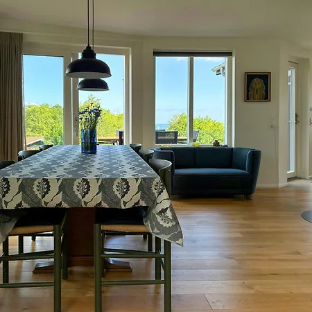With Sea Views In Skovgarde Allingabro
